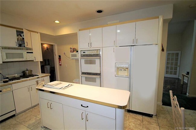 Foto del edificio - 1215 Clifton Ave
