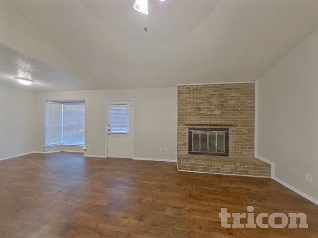 Foto del edificio - 717 Marlow Pl