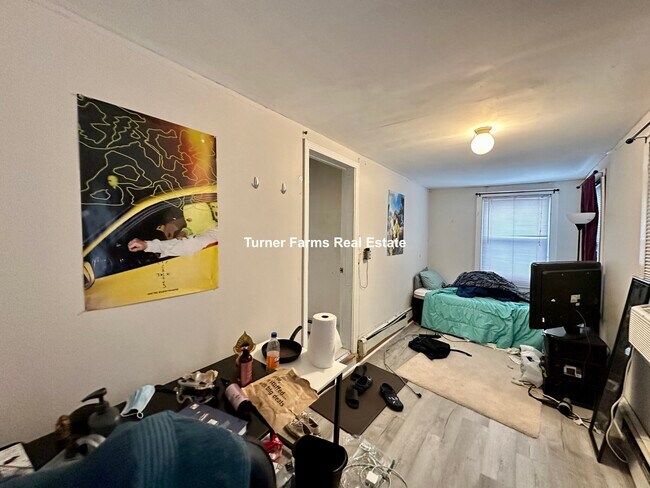 Foto del edificio - 61 Crescent Ave