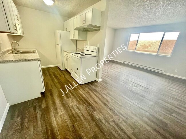 Building Photo - 1805 Parker Cir