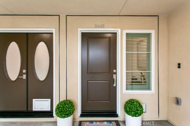 Foto del edificio - 3440 Doheny Way