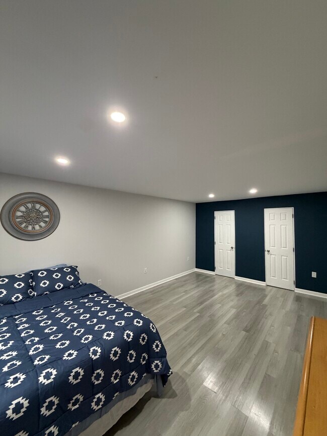 Foto del edificio - 2228 E Main St
