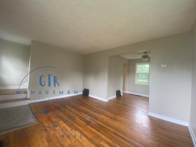 Building Photo - 2420 Himebaugh Ave