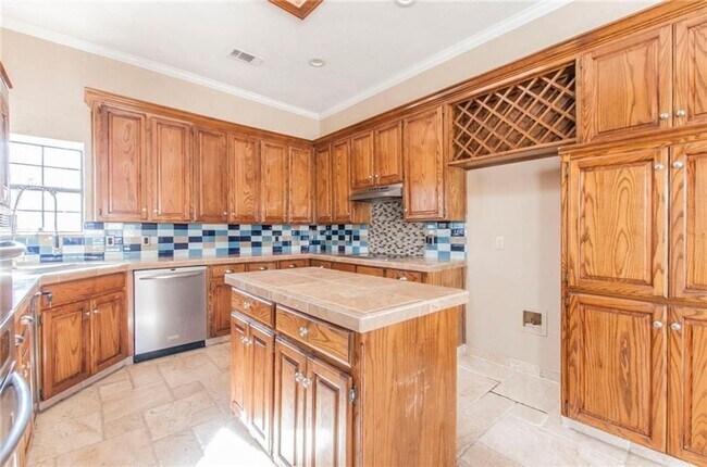 Foto del edificio - 3205 Ridge Cir