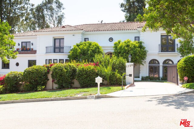 Primary Photo - 1720 Green Acres Dr