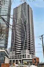 Building Photo - 25 Wellington St S