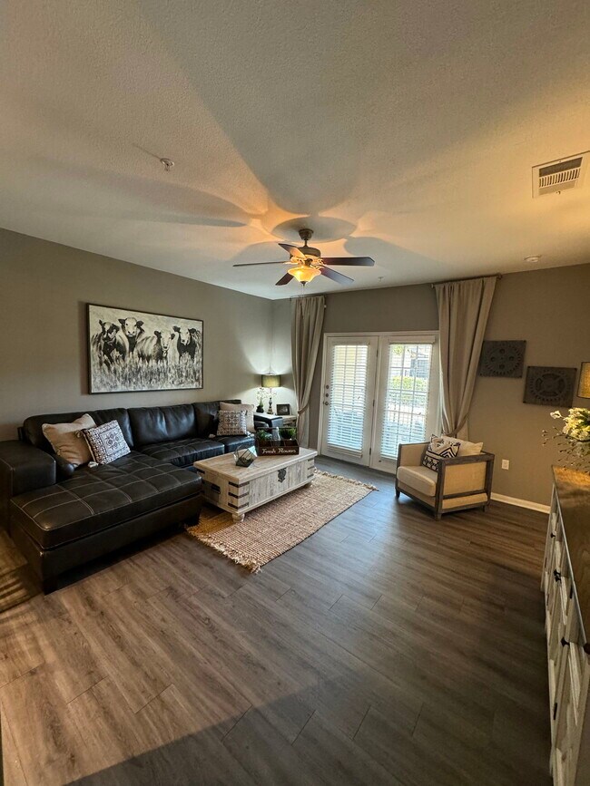 Foto del edificio - 1032 Farm to Market Road 2931 Apt #117, Au...