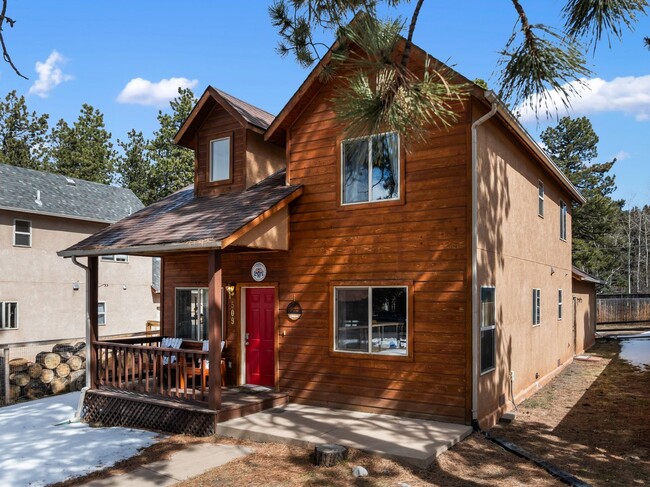 3 Bed 2 Bath Fully Furnished in Woodland Park - 3 Bed 2 Bath Fully Furnished in Woodland Park House