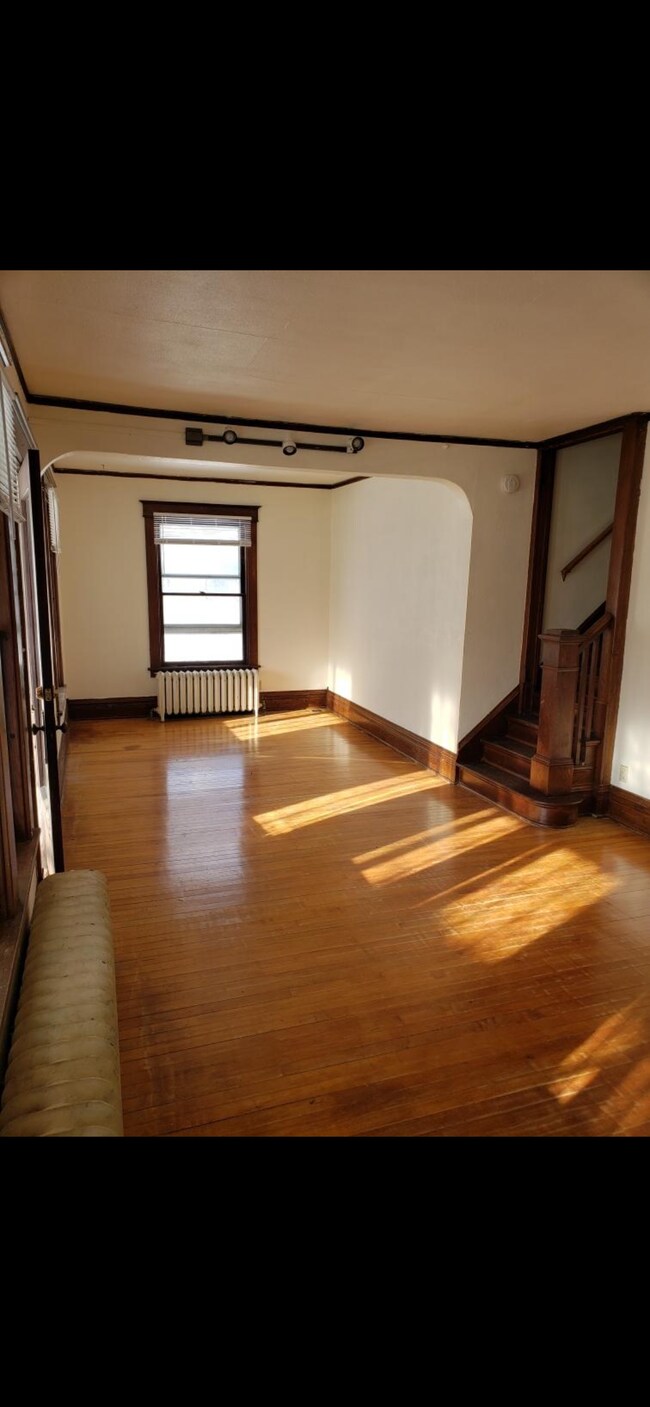 Living room - 903 Main St