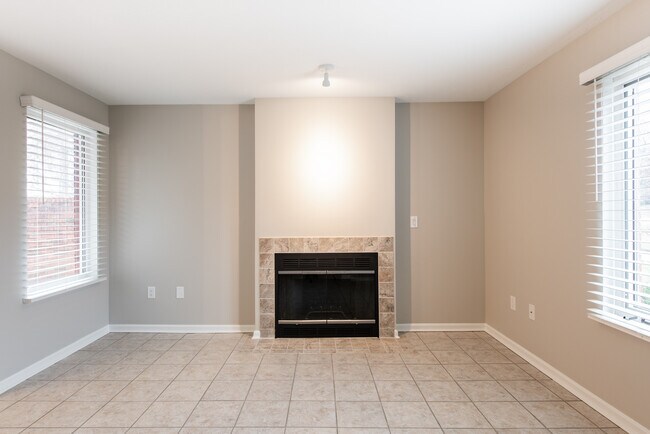 Building Photo - 128 s Lorraine st