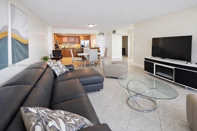 Foto del edificio - 2101 S Ocean Dr