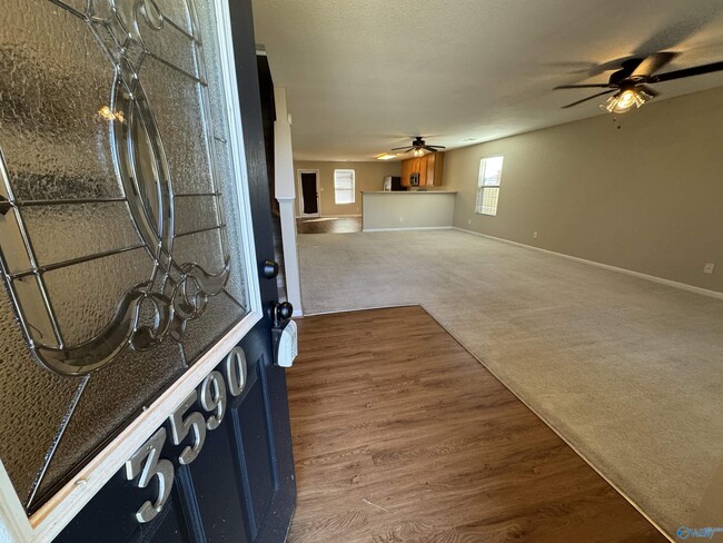 Building Photo - 3590 Avalon Lake Dr SW