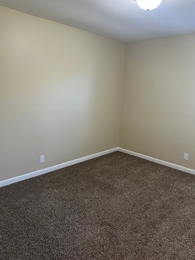 Building Photo - 712 W Sagefield Dr