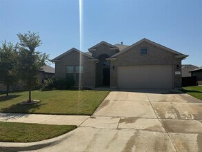 Building Photo - 573 Dunster Ln