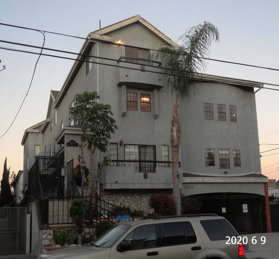 5218 Cartwright Ave Unit 7, North Hollywood, CA 91601 5218 Cartwright