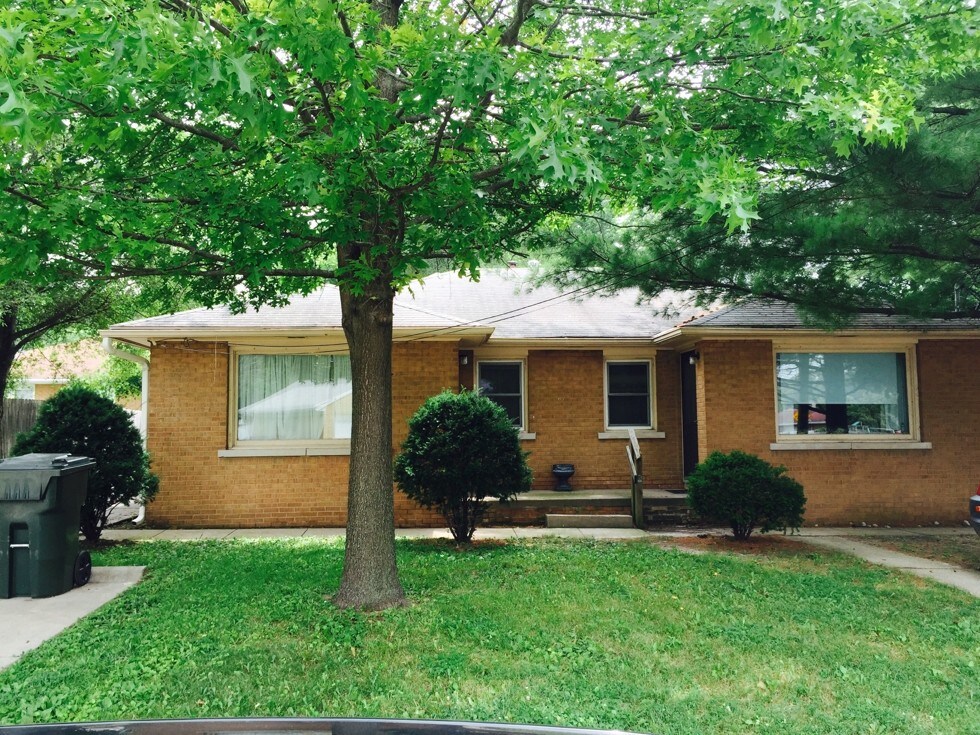 Primary Photo - 166 Brookview Rd