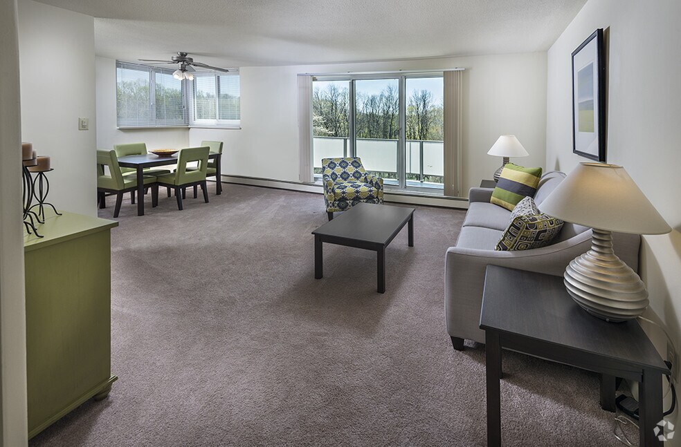 Kuser Village Rentals Hamilton, NJ