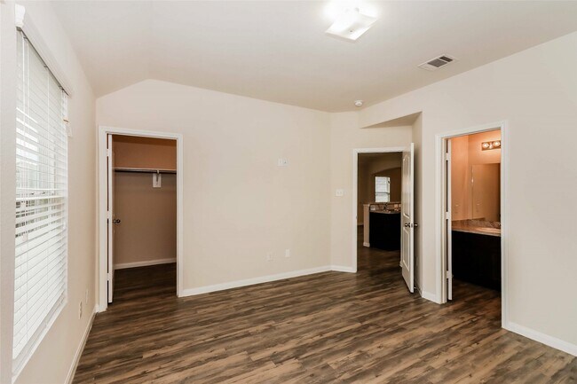 Foto del edificio - 5707 S Brenwood Dr