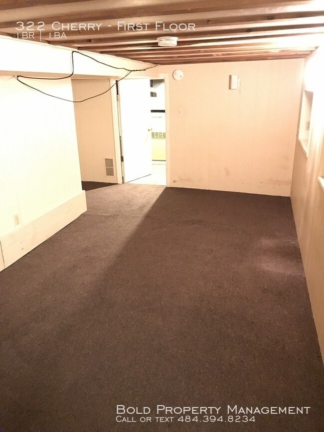 Building Photo - West Reading First Floor