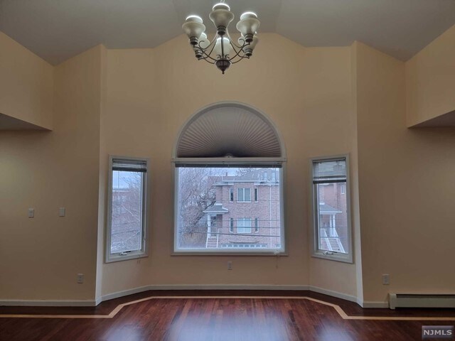 Building Photo - 12 W Ruby Ave