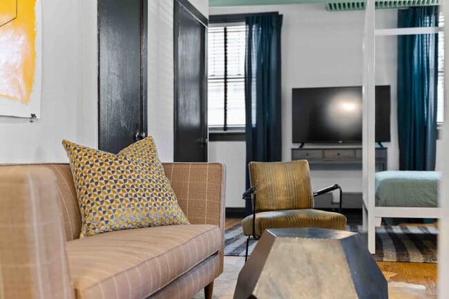 Foto del edificio - 1421 W Addison St