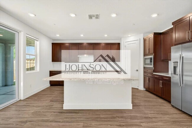 Building Photo - 6640 Silverleaf Ct