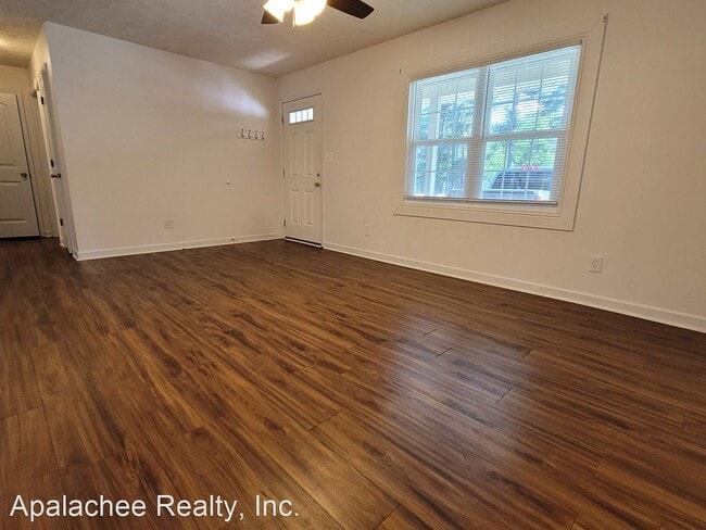 Building Photo - 2 br, 1 bath House - 15 MATTHEWS SCHOOL RO...