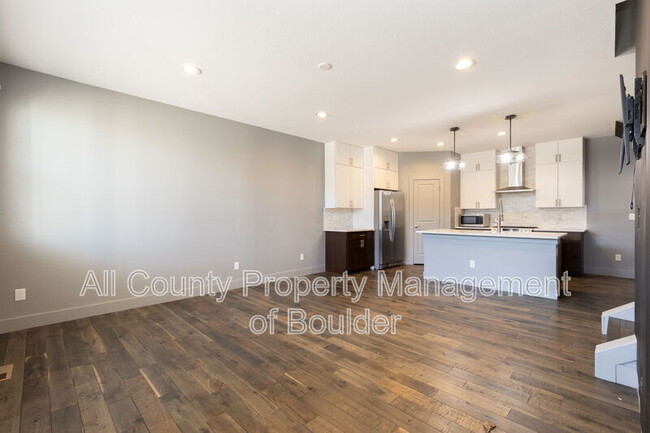 Building Photo - 609 Grandview Meadows Dr