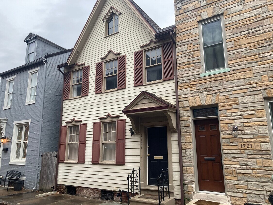 1723 Susquehanna St, Harrisburg, PA 17102 House Rental in Harrisburg, PA