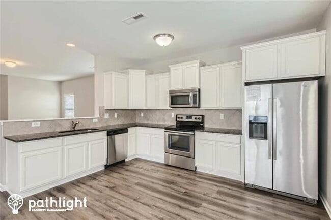 Building Photo - 12553 Druids Glen Dr, Pineville, NC, 28134