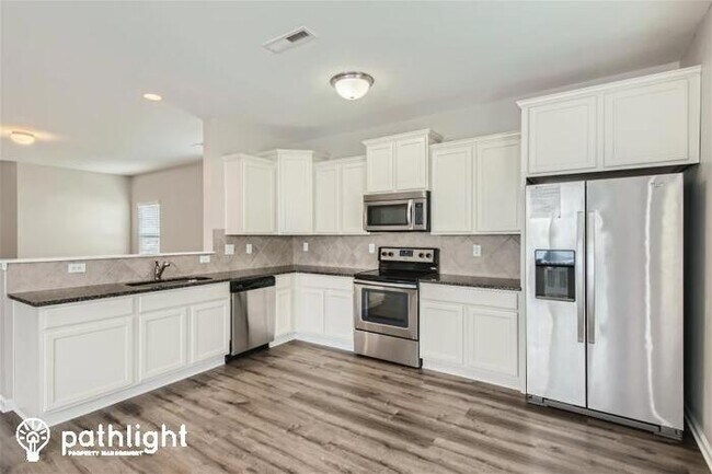 Foto del edificio - 12553 Druids Glen Dr, Pineville, NC, 28134