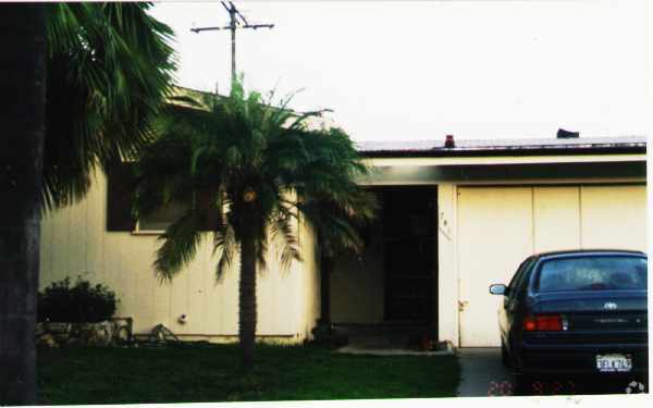 Building Photo - 781-785 Empire Ave