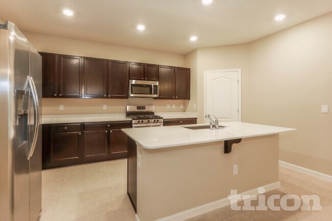 Foto del edificio - 165 Bloomfield Wy