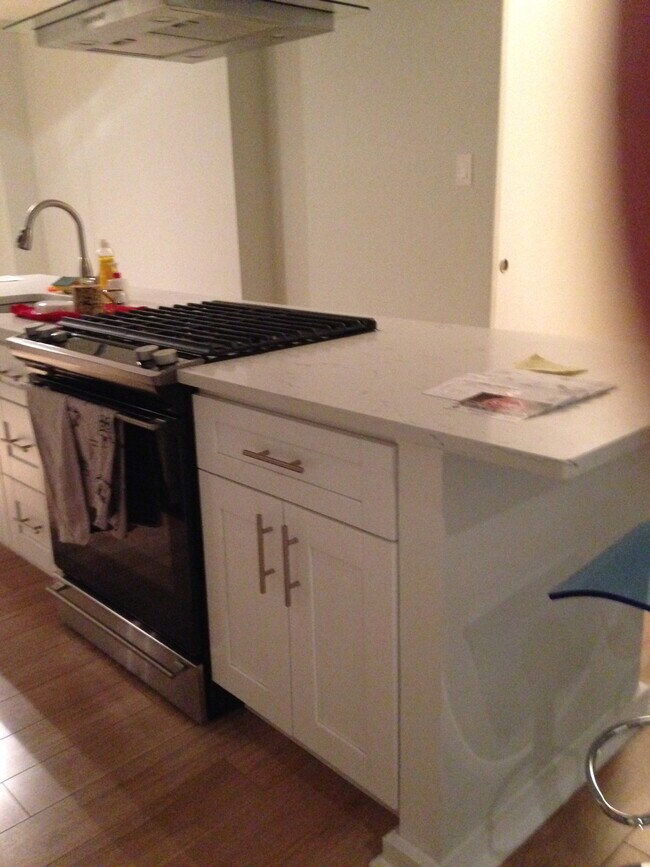 Foto del edificio - 604 S Washington Sq