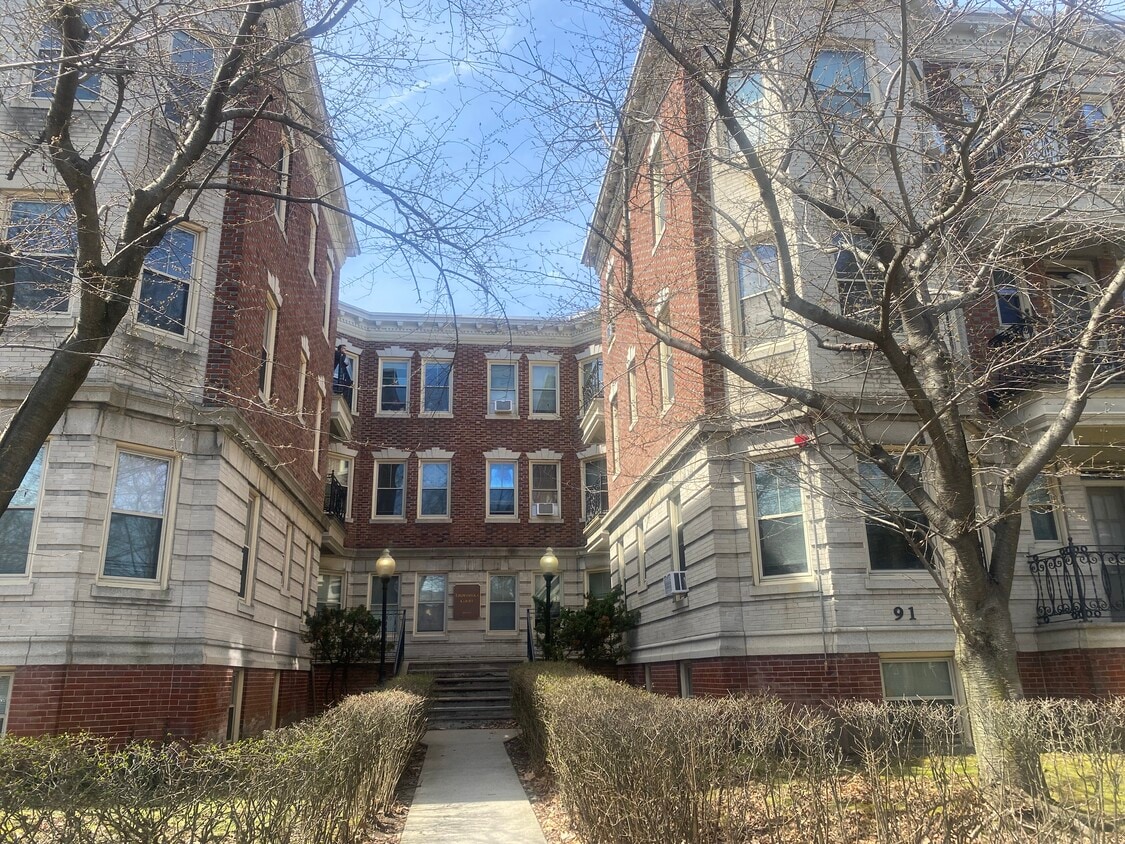 Building Photo - 91 Trowbridge St