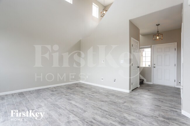 Foto del edificio - 1449 N Monument Dr