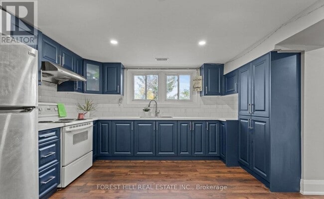 Building Photo - 7 Isherwood Ct