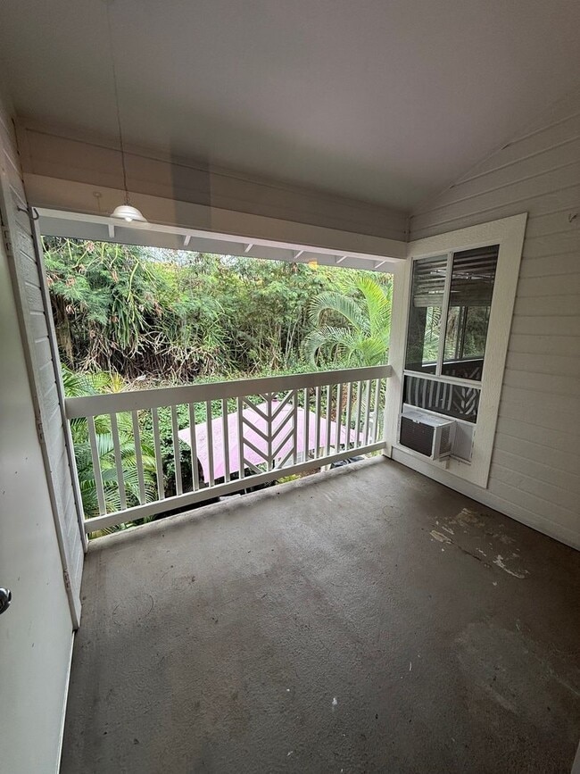 Foto del edificio - $2,500 / 2br - 2 bath, Condo with Lanai (K...