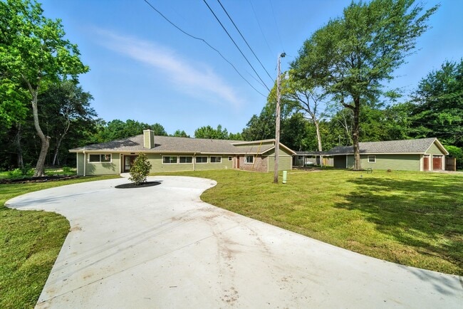 Foto del edificio - 1506 Shady Glen Dr