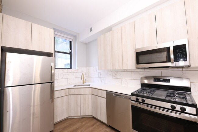 Foto del edificio - 862 W Barry Ave