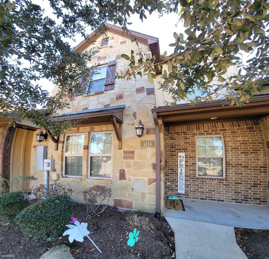 4 br, 4 bath House 4114 Gunner Trl House Rental in College Station