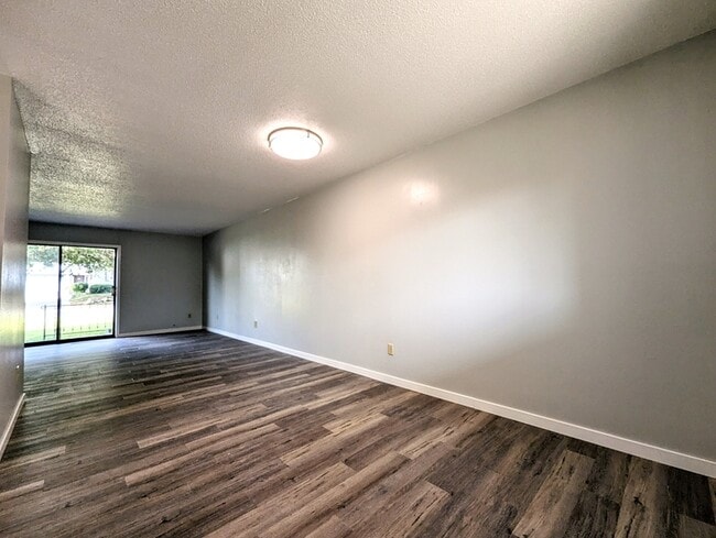 Foto del edificio - 310 N 11th St