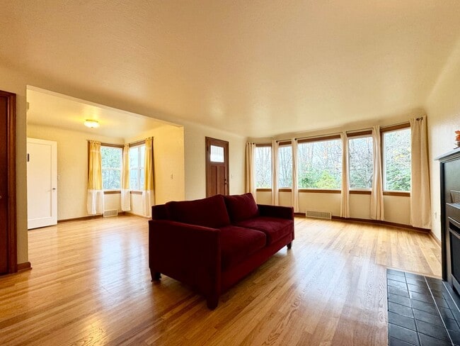 Foto del edificio - Queen Anne Home