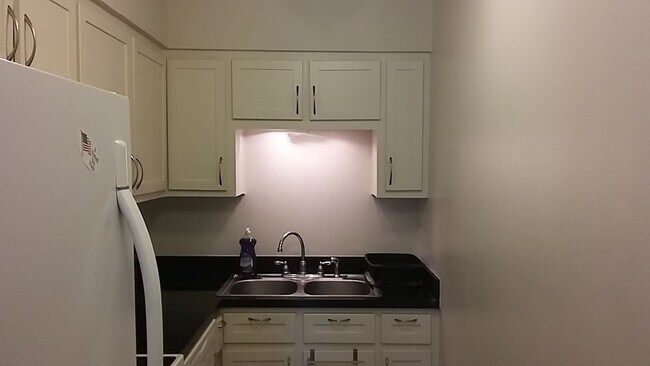 Foto del edificio - 1418 Beech Ave