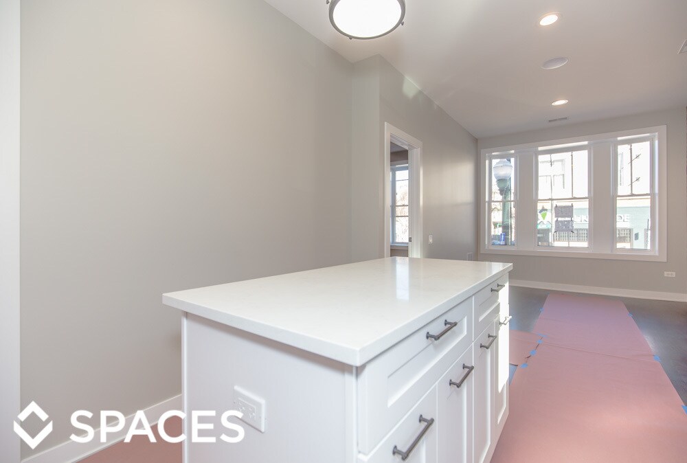 Foto principal - 3324 N Clark St