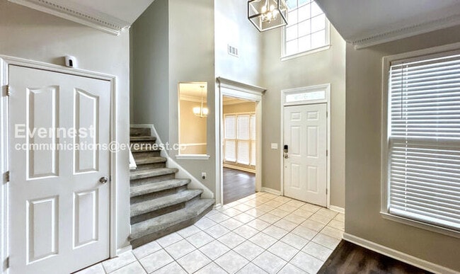 Building Photo - 3106 Sherwood Oaks Ln