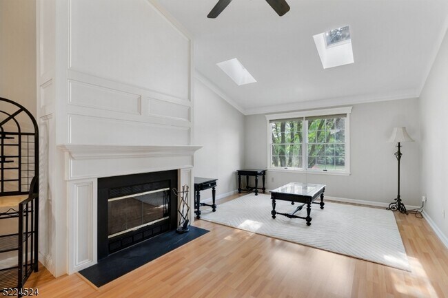 Building Photo - 368 Potomac Dr