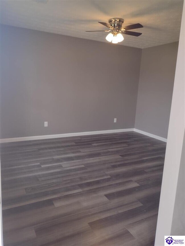 Building Photo - 328 Palmetto Loop