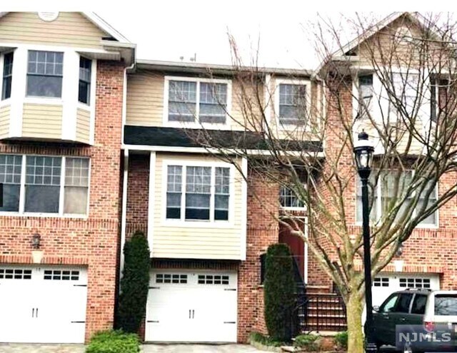 Foto principal - 14 Cobblestone Way