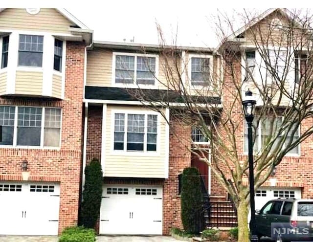 Primary Photo - 14 Cobblestone Way